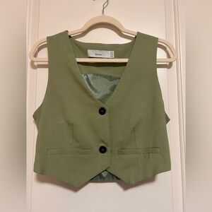 🦜🍬 Bershka Sage Green Cropped Stylish Vest 🦜🍬 Satin Lined